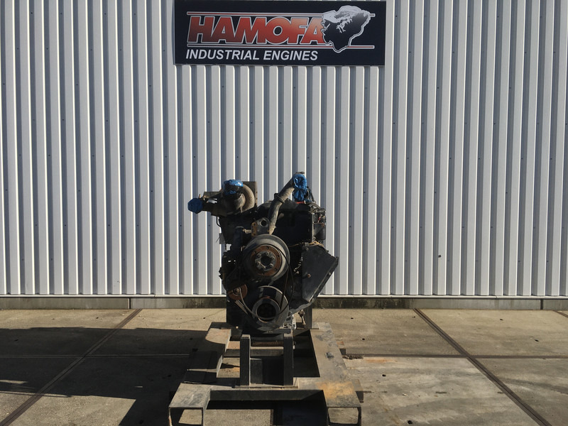 Komatsu SAA6D170E-3 FOR PARTS - آلات البناء: صور 4 Komatsu SAA6D170E-3 FOR PARTS - آلات البناء: صور 4