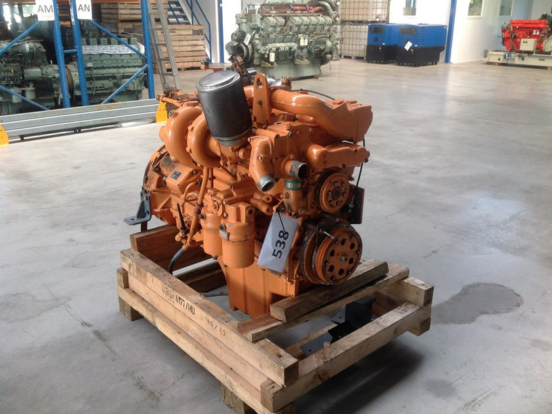 MAN D2866 TE USED - آلات البناء: صور 3 MAN D2866 TE USED - آلات البناء: صور 3