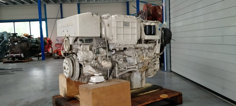 MAN D2876-LE402 USED - آلات البناء: صور 1 MAN D2876-LE402 USED - آلات البناء: صور 1