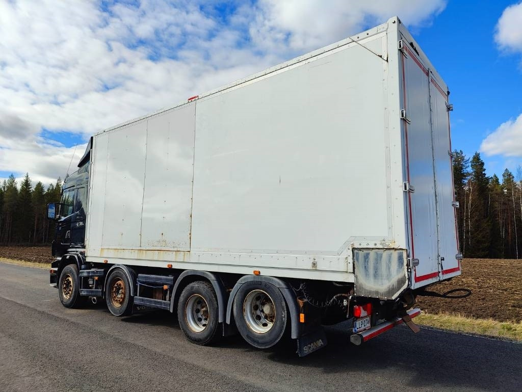 Scania R 500 8x2 4700 - بصندوق مغلق شاحنة: صور 3 Scania R 500 8x2 4700 - بصندوق مغلق شاحنة: صور 3