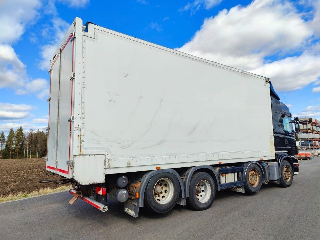 Scania R 500 8x2 4700 - بصندوق مغلق شاحنة: صور 4 Scania R 500 8x2 4700 - بصندوق مغلق شاحنة: صور 4
