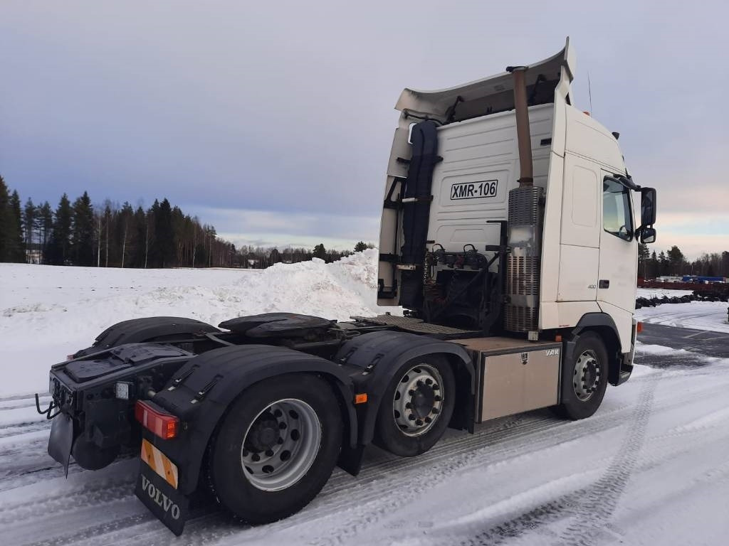 Volvo FH 13 - شاحنة جرار: صور 4 Volvo FH 13 - شاحنة جرار: صور 4
