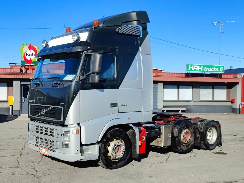 Volvo FH 13 - شاحنة جرار: صور 1 Volvo FH 13 - شاحنة جرار: صور 1