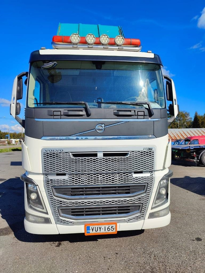 Volvo FH 16 750 - قلابات: صور 3 Volvo FH 16 750 - قلابات: صور 3