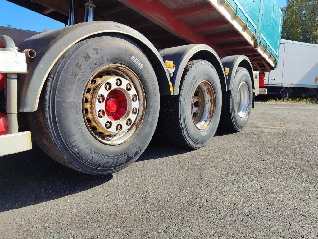قلابات Volvo FH 16 750: صور 11