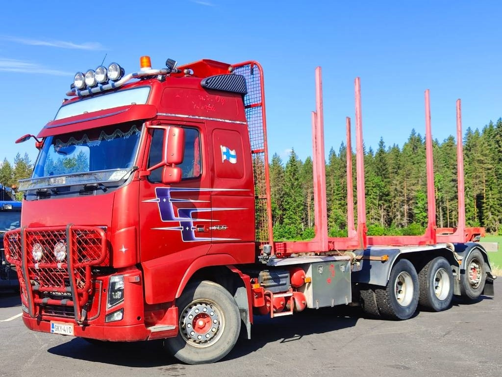 Volvo FH16 - شاحنة قطع الأشجار: صور 1 Volvo FH16 - شاحنة قطع الأشجار: صور 1