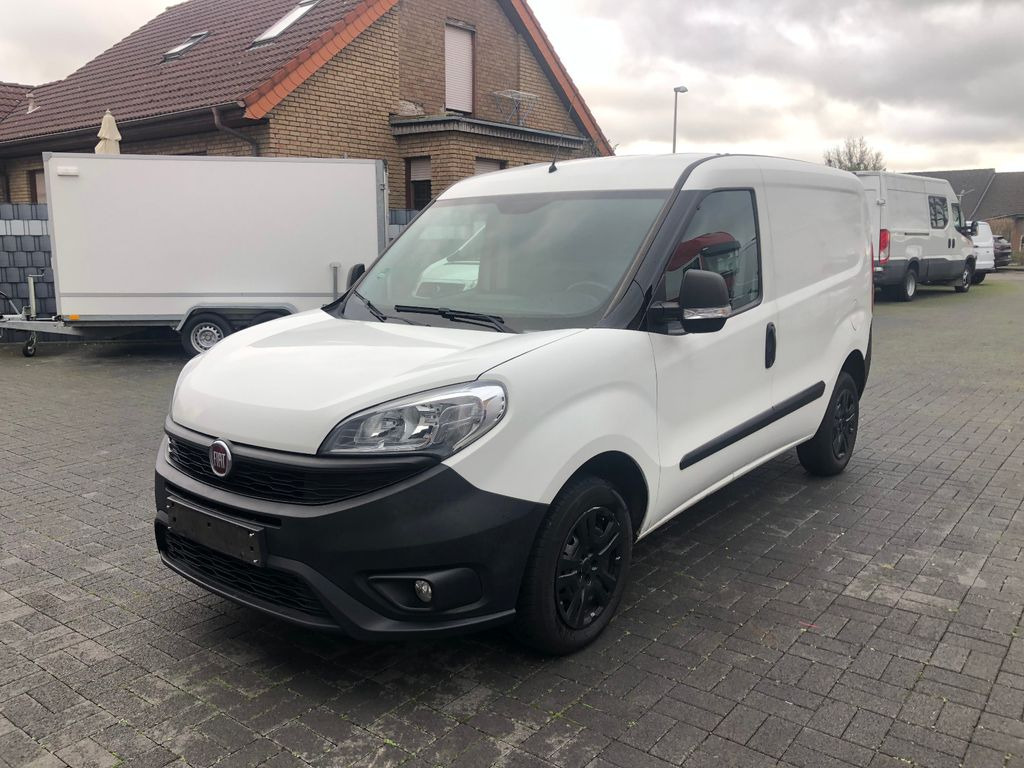 Fiat Doblò SX Kasten 1.3 JTD - فان المدمجة: صور 1 Fiat Doblò SX Kasten 1.3 JTD - فان المدمجة: صور 1