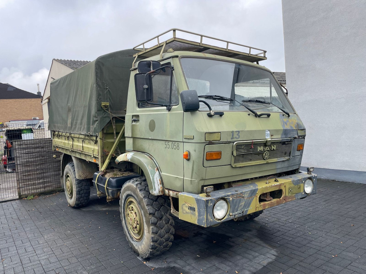 MAN 8.136 4X4 Prische Plane - الشاحنات الصغيرة ستائر: صور 1 MAN 8.136 4X4 Prische Plane - الشاحنات الصغيرة ستائر: صور 1
