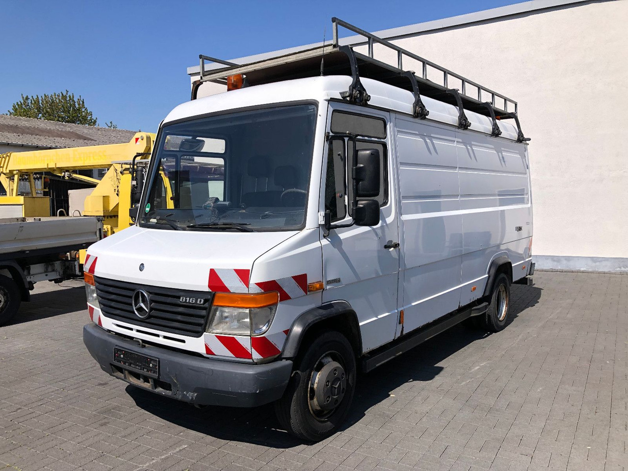 Mercedes-Benz Vario 816 - فان: صور 1 Mercedes-Benz Vario 816 - فان: صور 1