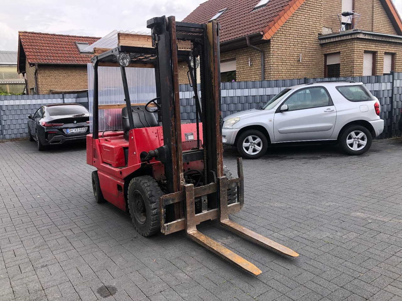 TCM FG 25 LPG Gas , Nissan - رافعة شوكية تعمل بالغاز: صور 3 TCM FG 25 LPG Gas , Nissan - رافعة شوكية تعمل بالغاز: صور 3