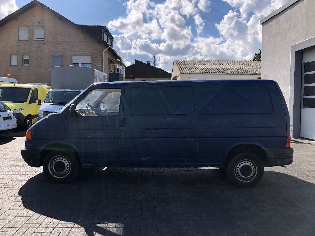 فان المدمجة Volkswagen T4 2.5 TDI Lang: صور 8 فان المدمجة Volkswagen T4 2.5 TDI Lang: صور 8