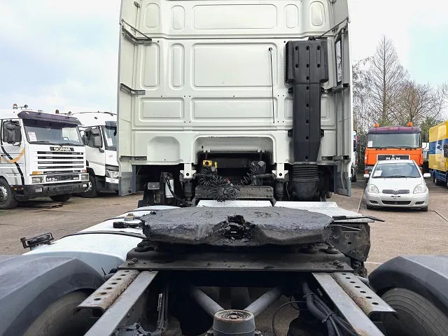 شاحنة جرار DAF XF 105.460 ATE SPACECAB 4x2 ONLY 835.500 KM (ZF-MANUAL GEARBOX / ZF-INTARDER / AIRCONDITIONING / EURO 5): صور 10