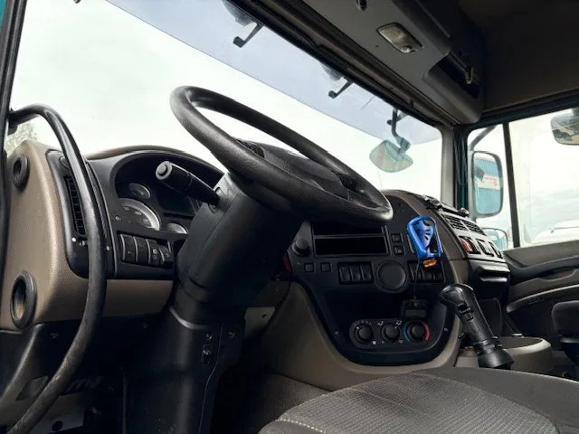 شاحنة جرار DAF XF 105.460 ATE SPACECAB (EURO 5 / ZF MANUAL GEARBOX / P.T.O. / AIRCONDITIONING / FRIDGE UNDER BED / ETC.): صور 9