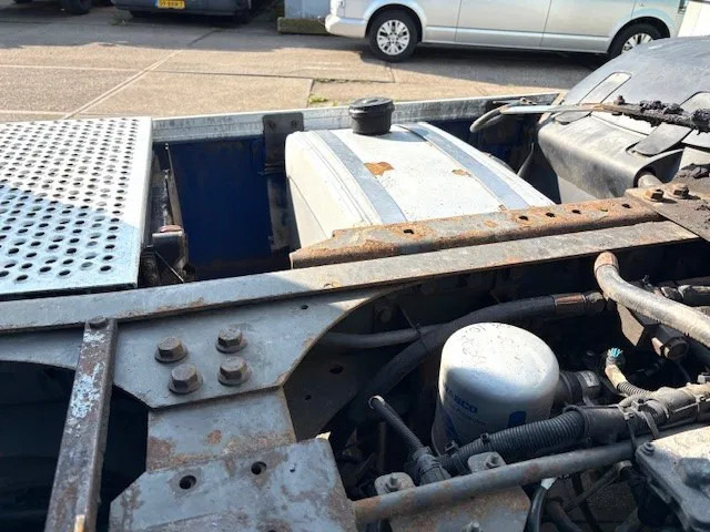 شاحنة جرار DAF XF 105.460 ATE SPACECAB (ZF16 MANUAL GEARBOX / HYDRAULIC KIT / P.T.O. / ADR-VLG / FULL SPOILERSET / FRIDGE): صور 13
