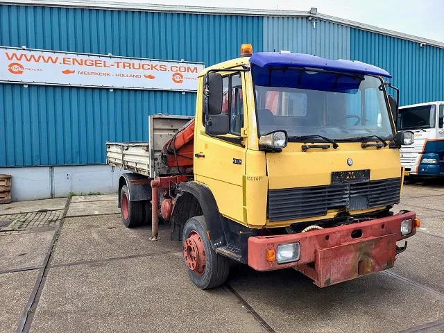 Mercedes-Benz 1117 K (6-CILINDER) KIPPER WITH FERRARI CRANE (FULL STEEL SUSPENSION / MANUAL GEARBOX / P.T.O.) - قلابات, شاحنة كرين: صور 2 Mercedes-Benz 1117 K (6-CILINDER) KIPPER WITH FERRARI CRANE (FULL STEEL SUSPENSION / MANUAL GEARBOX / P.T.O.) - قلابات, شاحنة كرين: صور 2