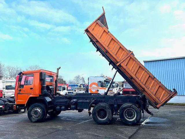 Volvo FL 12.380 6x6 FULL STEEL SUSPENSION MEILLER KIPPER (EURO 2 / MANUAL GEARBOX / REDUCTION AXLES / FULL STEEL SUSPENSION) - قلابات: صور 5 Volvo FL 12.380 6x6 FULL STEEL SUSPENSION MEILLER KIPPER (EURO 2 / MANUAL GEARBOX / REDUCTION AXLES / FULL STEEL SUSPENSION) - قلابات: صور 5