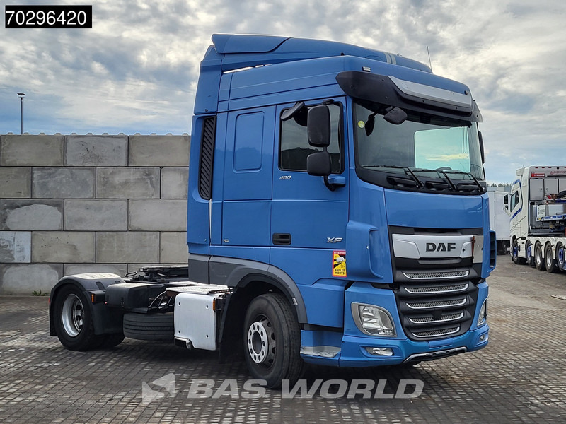 DAF XF 480 4X2 ACC Euro 6 - شاحنة جرار: صور 3 DAF XF 480 4X2 ACC Euro 6 - شاحنة جرار: صور 3