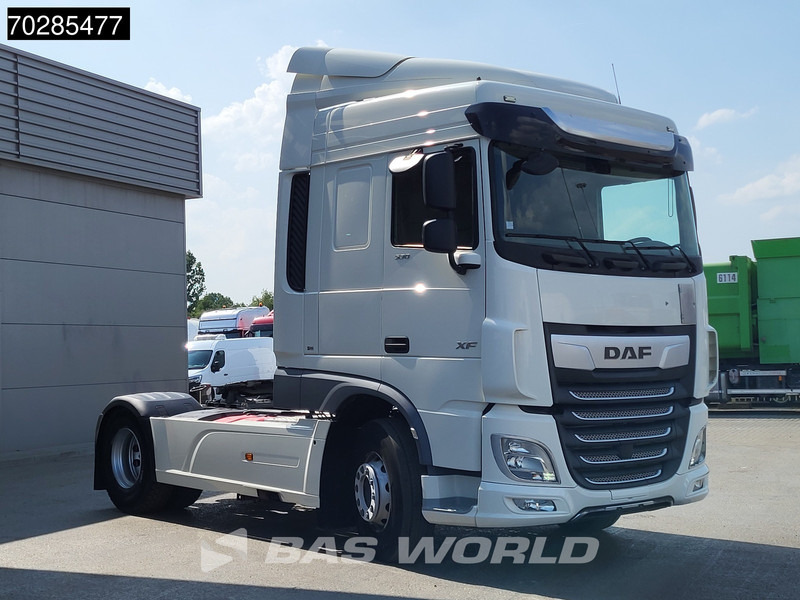 DAF XF 530 4X2 SC Standklima ACC Euro 6 - شاحنة جرار: صور 3 DAF XF 530 4X2 SC Standklima ACC Euro 6 - شاحنة جرار: صور 3