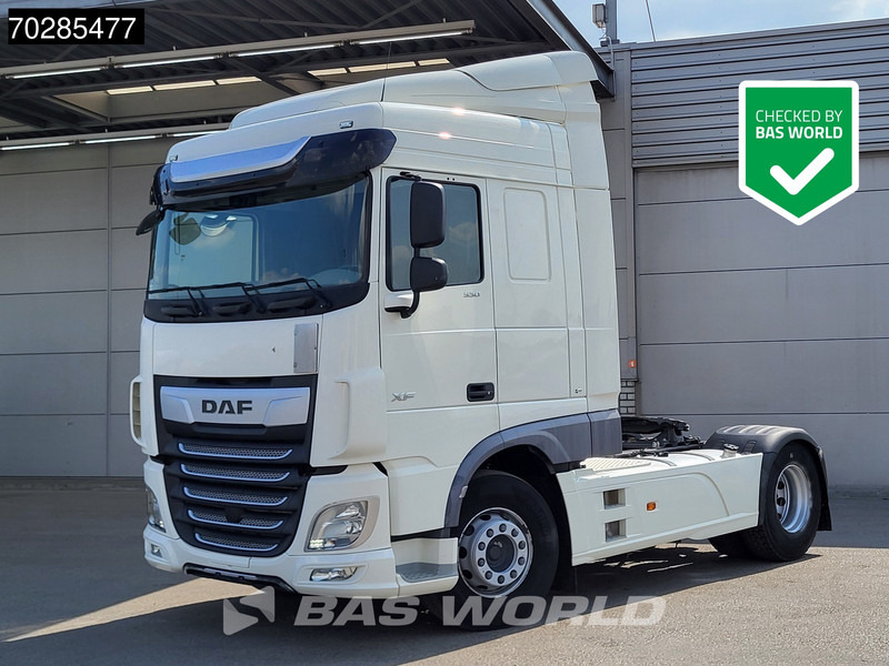 DAF XF 530 4X2 SC Standklima ACC Euro 6 - شاحنة جرار: صور 1 DAF XF 530 4X2 SC Standklima ACC Euro 6 - شاحنة جرار: صور 1