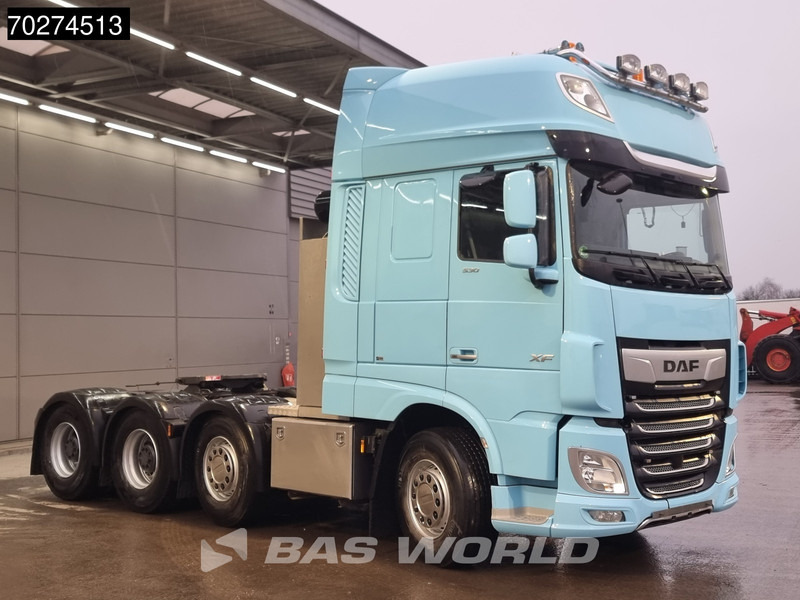 DAF XF 530 XF 8X4 Big-Axle Lift+lenkachse Retarder PTO Hydraulik StandKlima ACC LED Euro 6 - شاحنة جرار: صور 3 DAF XF 530 XF 8X4 Big-Axle Lift+lenkachse Retarder PTO Hydraulik StandKlima ACC LED Euro 6 - شاحنة جرار: صور 3