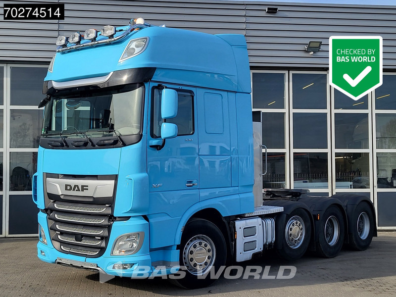 DAF XF 530 XF 8X4 Big-Axle Lift+lenkachse Retarder PTO Hydraulik StandKlima ACC LED Euro 6 - شاحنة جرار: صور 1 DAF XF 530 XF 8X4 Big-Axle Lift+lenkachse Retarder PTO Hydraulik StandKlima ACC LED Euro 6 - شاحنة جرار: صور 1