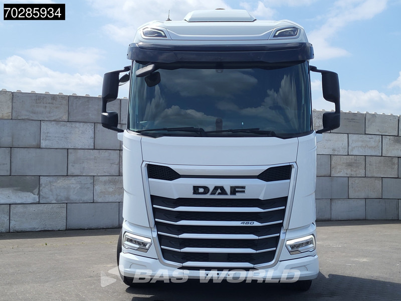 DAF XG 480 4X2 Retarder 2xTanks LED Standklima ACC Euro 6 - شاحنة جرار: صور 5 DAF XG 480 4X2 Retarder 2xTanks LED Standklima ACC Euro 6 - شاحنة جرار: صور 5