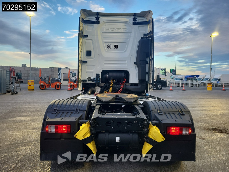 Ford F-Max 500 4X2 Retarder 2xTanks ACC Navi Euro 6 - شاحنة جرار: صور 3 Ford F-Max 500 4X2 Retarder 2xTanks ACC Navi Euro 6 - شاحنة جرار: صور 3