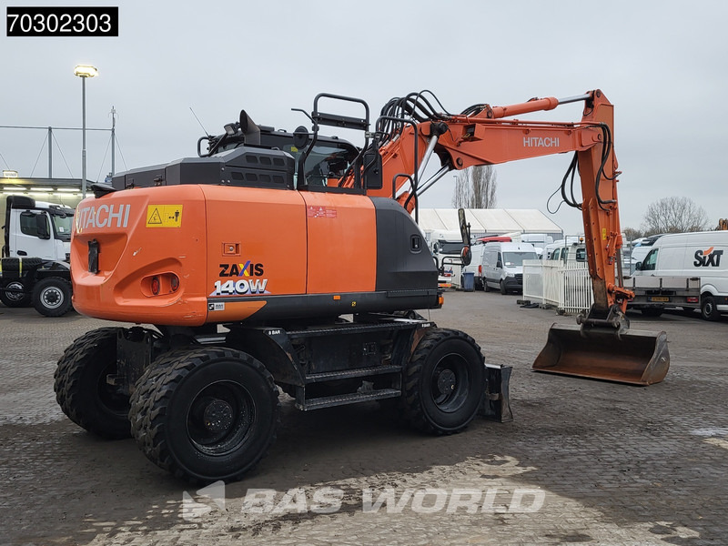 Hitachi ZX140W -6 - حفارة على عجلات: صور 5 Hitachi ZX140W -6 - حفارة على عجلات: صور 5