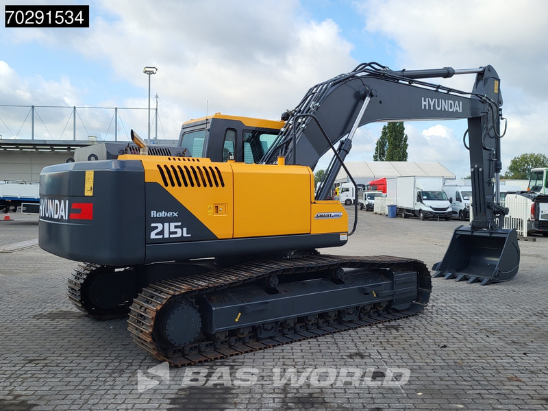 Hyundai R215 L - حفارات زحافة: صور 5 Hyundai R215 L - حفارات زحافة: صور 5