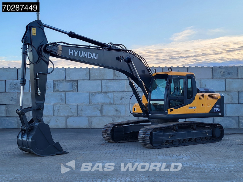 Hyundai R215 L - حفارات زحافة: صور 2 Hyundai R215 L - حفارات زحافة: صور 2
