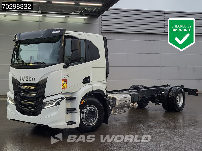 Iveco S-Way 340 4X2 NEW chassis! Automatic Navi ACC LED Euro 6 - الشاسيه شاحنة: صور 1 Iveco S-Way 340 4X2 NEW chassis! Automatic Navi ACC LED Euro 6 - الشاسيه شاحنة: صور 1