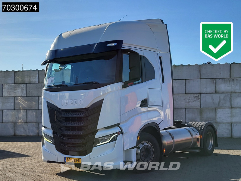 Iveco S-Way 460 NP 4X2 LNG! NL-Truck Retarder 2xTanks ACC LED Euro 6 - شاحنة جرار: صور 1 Iveco S-Way 460 NP 4X2 LNG! NL-Truck Retarder 2xTanks ACC LED Euro 6 - شاحنة جرار: صور 1
