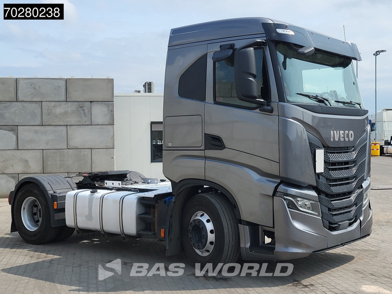 Iveco S-Way 480 4X2 Retarder Hydraulik - شاحنة جرار: صور 3 Iveco S-Way 480 4X2 Retarder Hydraulik - شاحنة جرار: صور 3