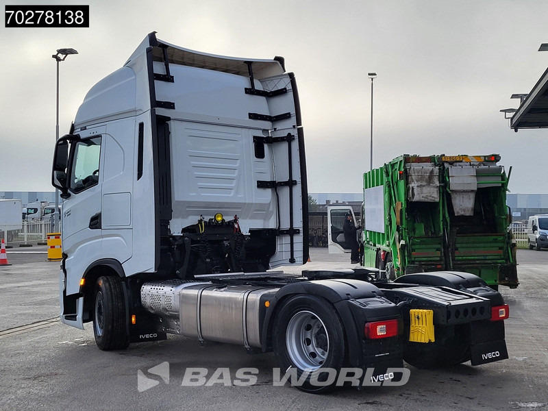 Iveco S-Way 500 4X2 NEW MY24! 2x Tanks Standklima ACC LED Euro 6 - شاحنة جرار: صور 2 Iveco S-Way 500 4X2 NEW MY24! 2x Tanks Standklima ACC LED Euro 6 - شاحنة جرار: صور 2