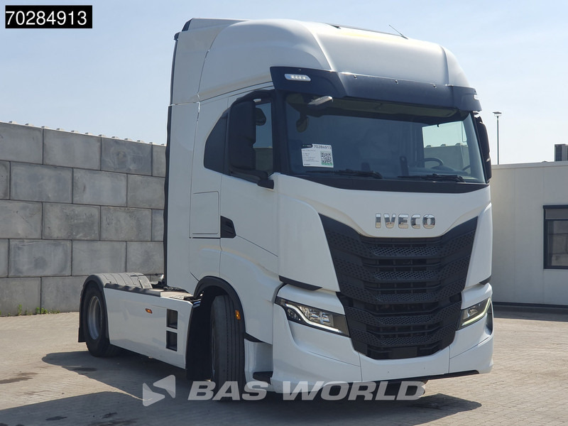 Iveco S-Way 510 S-Way 4X2 Retarder ACC Navi Euro 6 - شاحنة جرار: صور 3 Iveco S-Way 510 S-Way 4X2 Retarder ACC Navi Euro 6 - شاحنة جرار: صور 3