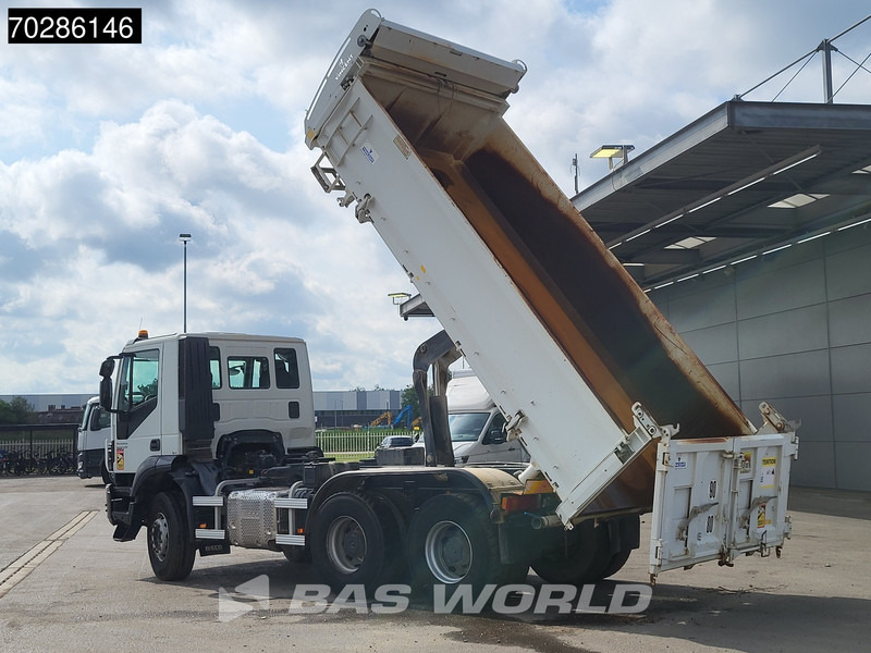 Iveco Trakker 360 6X4 10m3 2-Sided Tipper Steelsuspension Big-Axle Automatic Euro 6 - قلابات: صور 2 Iveco Trakker 360 6X4 10m3 2-Sided Tipper Steelsuspension Big-Axle Automatic Euro 6 - قلابات: صور 2