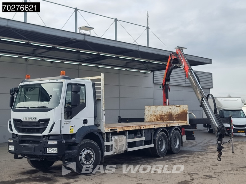 Iveco Trakker 360 6X4 Palfinger PK17.001 SLD Remote Steelsuspension Big-Axle - شاحنات مسطحة, شاحنة كرين: صور 5 Iveco Trakker 360 6X4 Palfinger PK17.001 SLD Remote Steelsuspension Big-Axle - شاحنات مسطحة, شاحنة كرين: صور 5