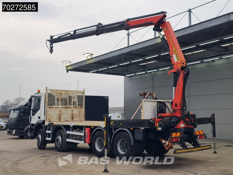 Iveco Trakker 360 8X4 Palfinger PK20001 Kran Retarder Big-Axle Steelsuspension Euro 6 - شاحنات مسطحة, شاحنة كرين: صور 2 Iveco Trakker 360 8X4 Palfinger PK20001 Kran Retarder Big-Axle Steelsuspension Euro 6 - شاحنات مسطحة, شاحنة كرين: صور 2