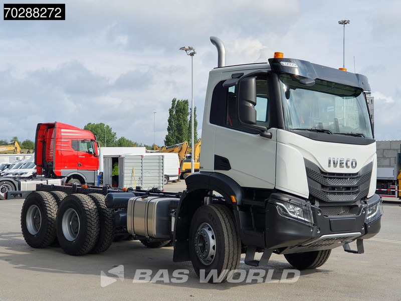 Iveco X-Way 460 6X4 New! Retarder steelsuspension Big-Axle Automatic Navi Euro 6 - الشاسيه شاحنة: صور 3 Iveco X-Way 460 6X4 New! Retarder steelsuspension Big-Axle Automatic Navi Euro 6 - الشاسيه شاحنة: صور 3