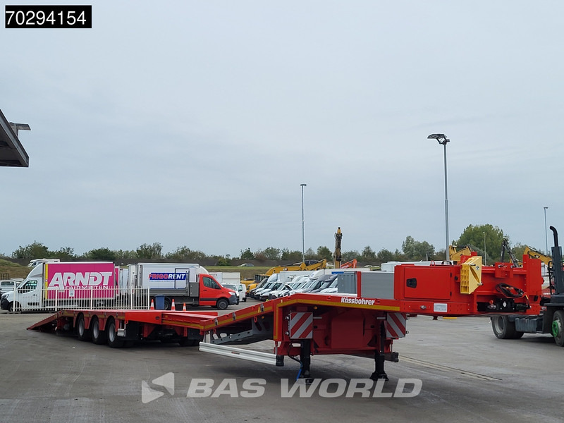 Kässbohrer Hydraulic Bed 450cm Extendable, Lift+Steering Axle - عربة مسطحة منخفضة نصف مقطورة: صور 3 Kässbohrer Hydraulic Bed 450cm Extendable, Lift+Steering Axle - عربة مسطحة منخفضة نصف مقطورة: صور 3