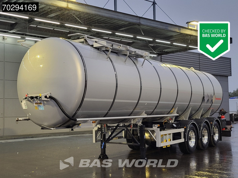 Kässbohrer STB 3 axles New! 32.000L Bitumen - نصف مقطورة صهريج: صور 1 Kässbohrer STB 3 axles New! 32.000L Bitumen - نصف مقطورة صهريج: صور 1