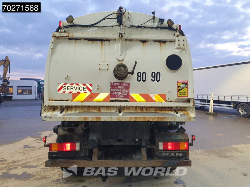 MAN LE 15.250 4X2 Eurovoirie Sweeper Manual Steelsuspension Euro 3 - سياره كنس شوارع: صور 3 MAN LE 15.250 4X2 Eurovoirie Sweeper Manual Steelsuspension Euro 3 - سياره كنس شوارع: صور 3
