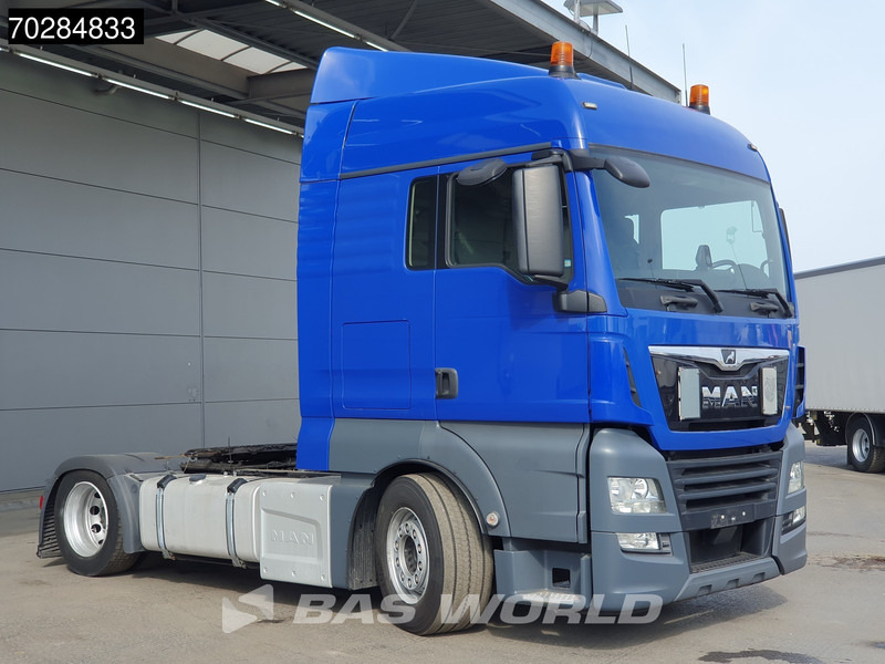 MAN TGX 18.460 4X2 Retarder 2xTanks Standklima Mega ACC Euro 6 - شاحنة جرار: صور 3 MAN TGX 18.460 4X2 Retarder 2xTanks Standklima Mega ACC Euro 6 - شاحنة جرار: صور 3