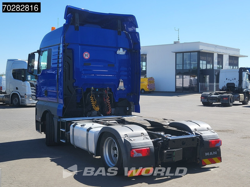 MAN TGX 18.460 4X2 XLX Mega Retarder 2x Tanks Standklima - شاحنة جرار: صور 2 MAN TGX 18.460 4X2 XLX Mega Retarder 2x Tanks Standklima - شاحنة جرار: صور 2