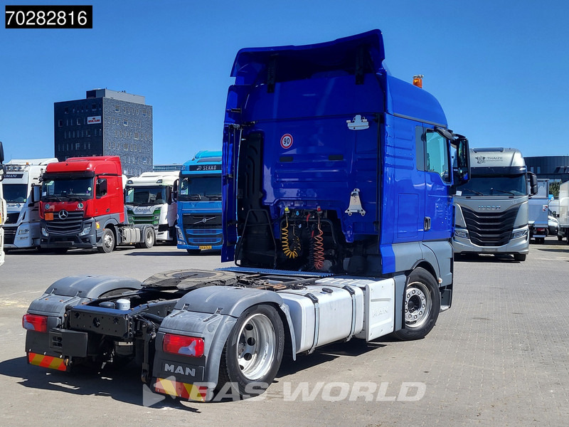 MAN TGX 18.460 4X2 XLX Mega Retarder 2x Tanks Standklima - شاحنة جرار: صور 5 MAN TGX 18.460 4X2 XLX Mega Retarder 2x Tanks Standklima - شاحنة جرار: صور 5