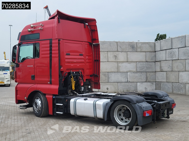 MAN TGX 18.500 4X2 Mega XXL Retarder 2xTanks Euro 6 - شاحنة جرار: صور 2 MAN TGX 18.500 4X2 Mega XXL Retarder 2xTanks Euro 6 - شاحنة جرار: صور 2