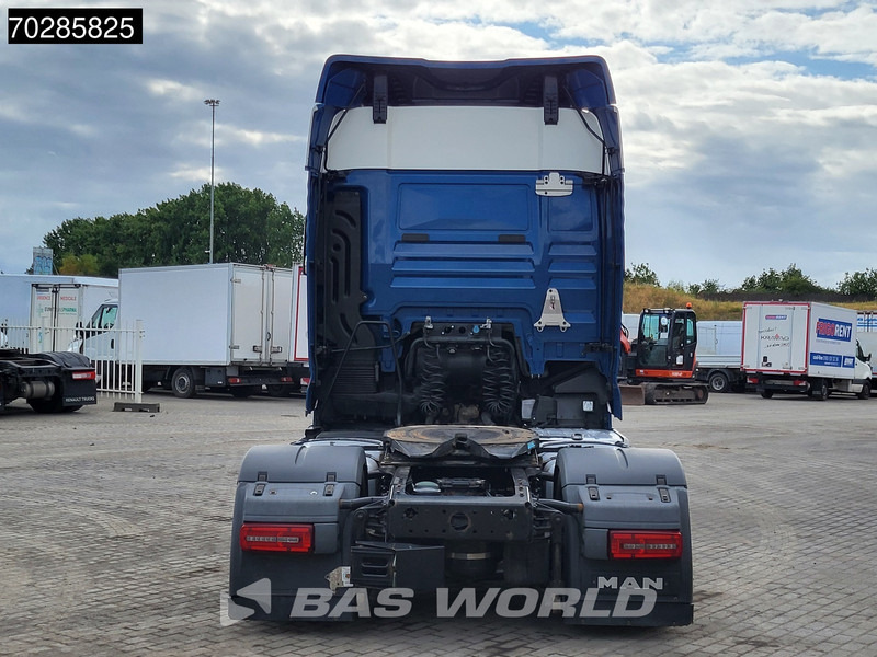 MAN TGX 18.500 4X2 XLX Mega Retarder 2x Tanks Standklima Euro 6 - شاحنة جرار: صور 3 MAN TGX 18.500 4X2 XLX Mega Retarder 2x Tanks Standklima Euro 6 - شاحنة جرار: صور 3