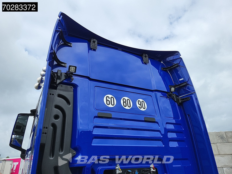 MAN TGX 18.510 4X2 Retarder 2xTanks Standklima LED Navi Euro 6 - شاحنة جرار: صور 5 MAN TGX 18.510 4X2 Retarder 2xTanks Standklima LED Navi Euro 6 - شاحنة جرار: صور 5