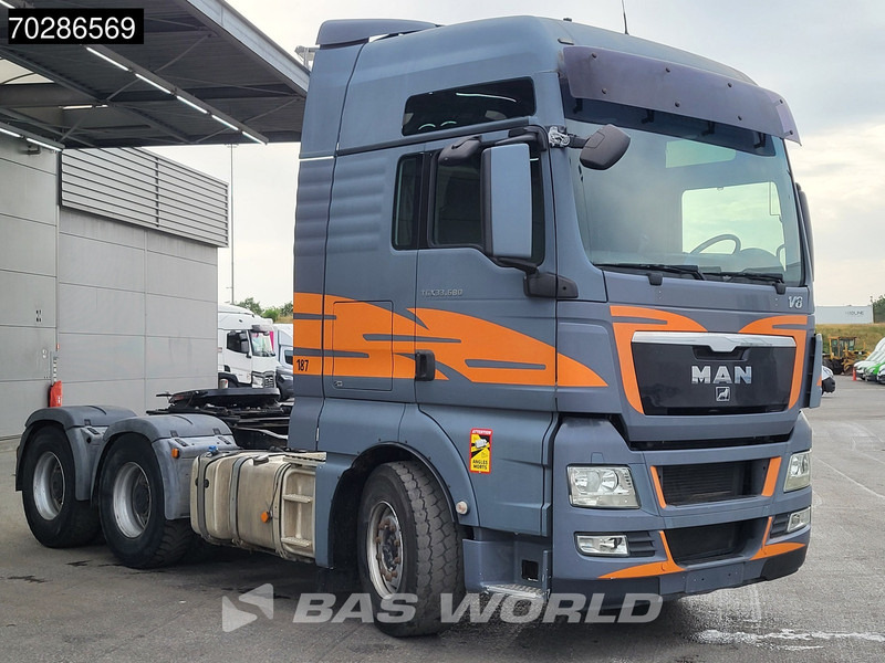 MAN TGX 33.680 TGX 6X4 XXL Retarder Big-Axle Euro 5 - شاحنة جرار: صور 3 MAN TGX 33.680 TGX 6X4 XXL Retarder Big-Axle Euro 5 - شاحنة جرار: صور 3