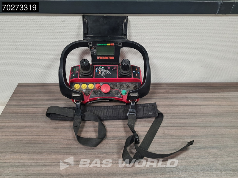 رافعة تلسكوبية Manitou MRT1840 REMOTE CONTROL: صور 6